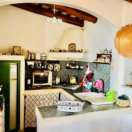 Cortile Padre Vincenzo Apartman Erice Kültér fotó