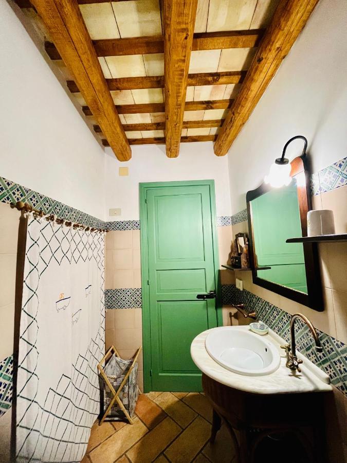 Cortile Padre Vincenzo Apartman Erice Kültér fotó