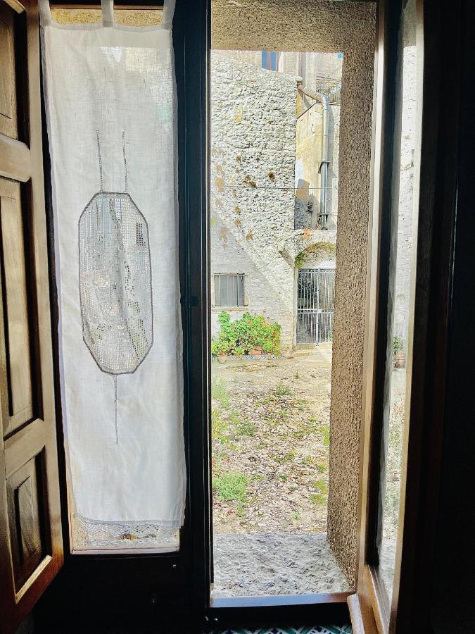Cortile Padre Vincenzo Apartman Erice Kültér fotó