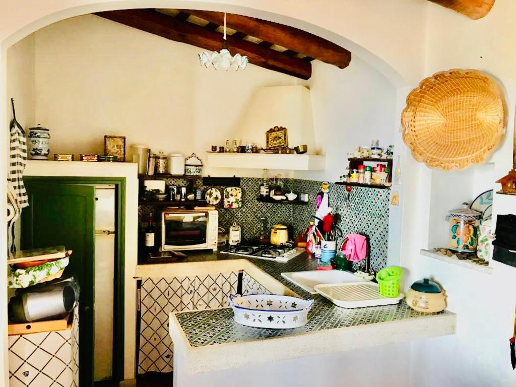 Cortile Padre Vincenzo Apartman Erice Kültér fotó